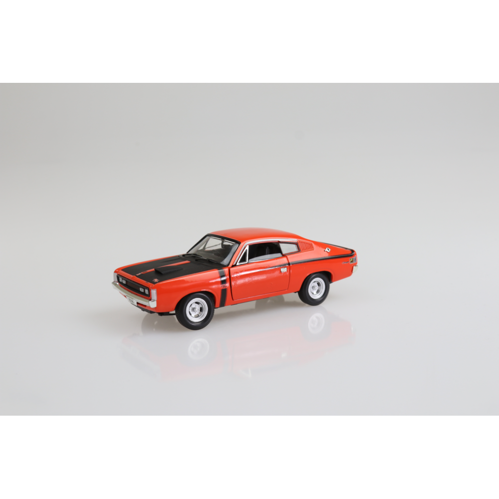 E38 VALIANT CHARGER - RED - 1:43 SCALE DIECAST MODEL - DDA