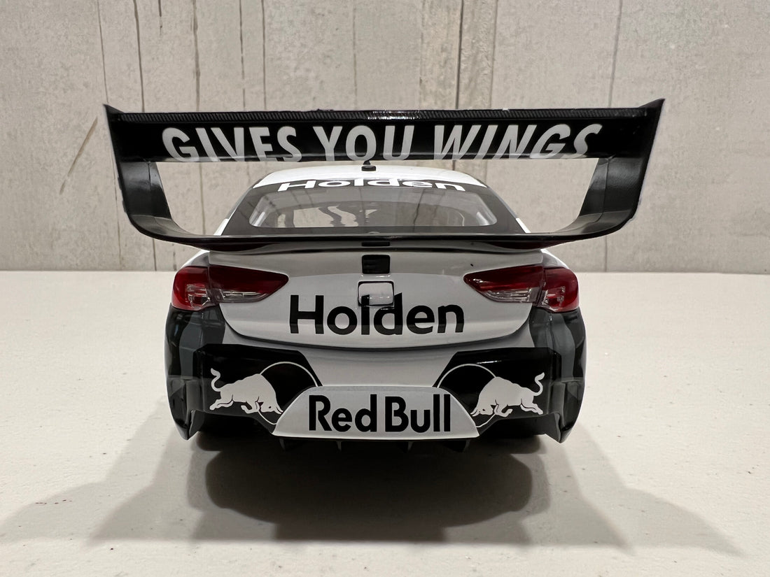 JAMIE WHINCUP & SHANE VAN GISBERGEN - TRIPLE EIGHT RACE ENGINEERING - HOLDEN ZB COMMODORE SUPERCAR TEST LIVERY - 1:18 SCALE DIECAST MODEL - BIANTE