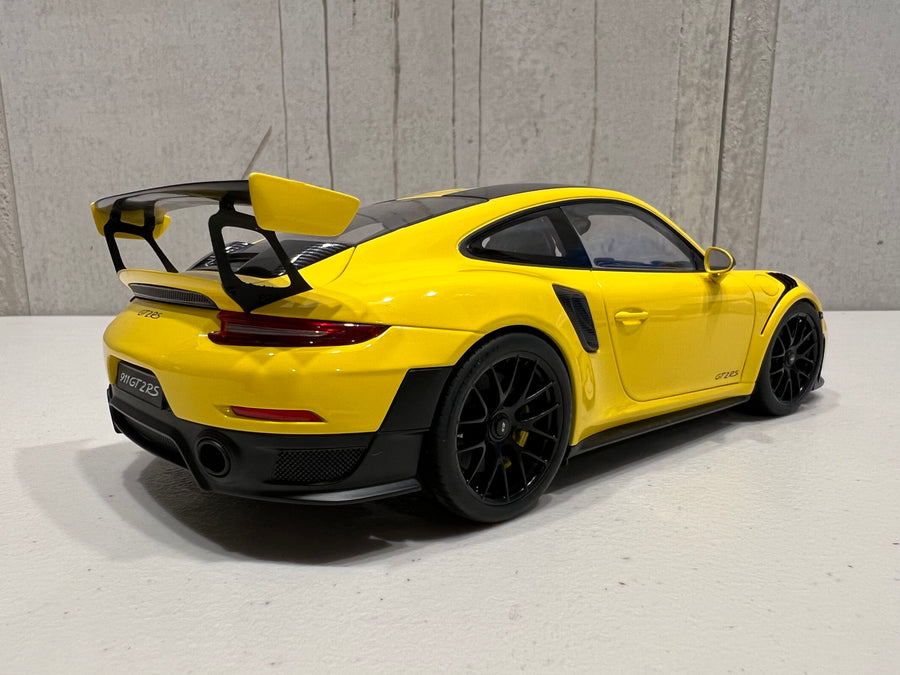 PORSCHE 911 (991.2) GT2 RS WEISSACH PACKAGE (RACING YELLOW)