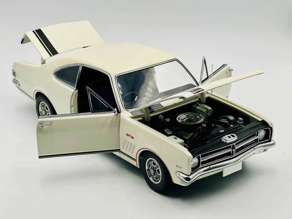 HOLDEN MONARO HK GTS - ERMINE WHITE - 1:18 SCALE DIECAST MODEL - BIANTE/AUTOART
