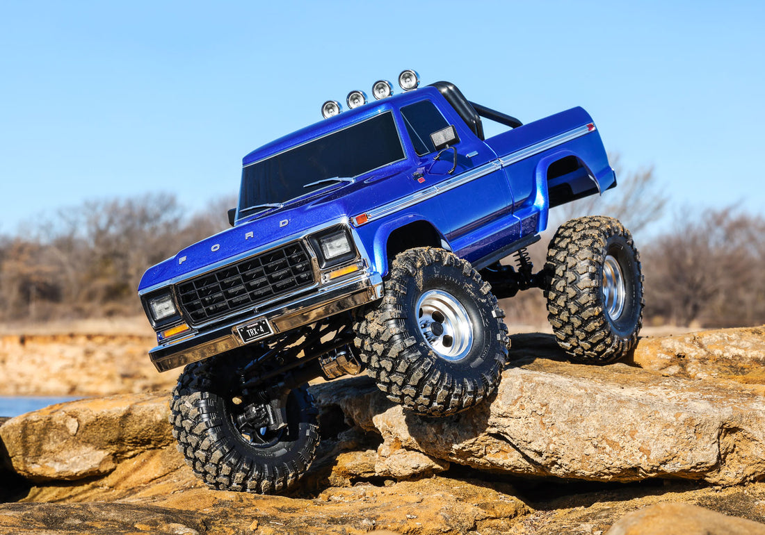 TRAXXAS TRX-4 HIGH TRAIL EDITION WITH 1979 FORD F-150 TRUCK BODY 1/10 SCALE 4WD