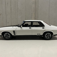 HOLDEN HX MONARO GTS SEDAN – COTILLION WHITE - 1:18 DIECAST MODEL