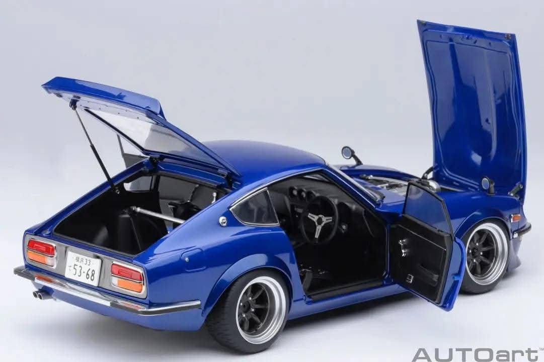 *PRE-ORDER* Nissan Fairlady Z (S30) Wangan Midnight “Akuma no Z” Comic #1 version - 1:18 Scale Model - AUTOart