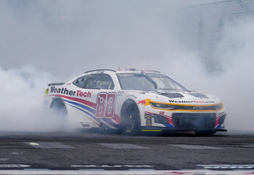 *PRE-ORDER* SHANE VAN GISBERGEN 2025 WEATHERTECH CHICAGO RACED WIN 1:24 SCALE AUTOGRAPHED ARC DIECAST