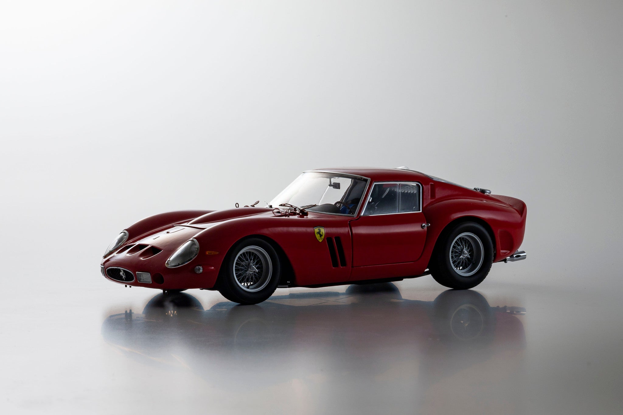 KYOSHO 1/18 SCALE diecast - 08432A Ferrari 250 GTO 1962 Le Mans #19 EUR