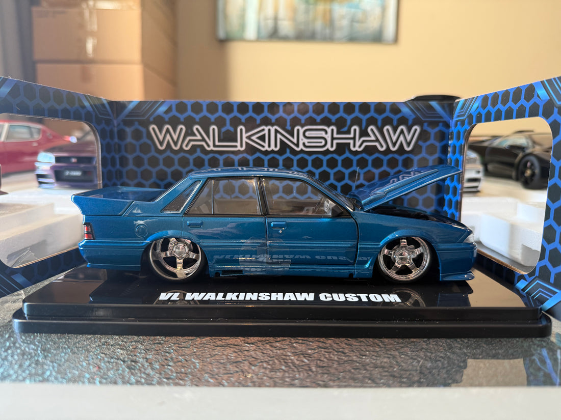 VL WALKINSHAW CUSTOM - FORMULA BLUE - 1:24 SCALE DIECAST MODEL - DDA