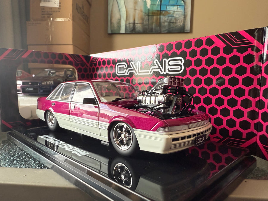 BLOWN VL CALAIS - ROSEWOOD PINK - 1:24 SCALE DIECAST MODEL - DDA