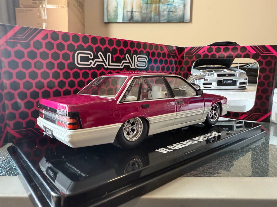 BLOWN VL CALAIS - ROSEWOOD PINK - 1:24 SCALE DIECAST MODEL - DDA