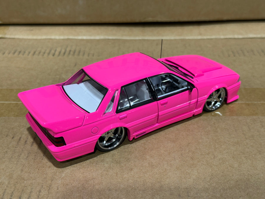 *PRE-ORDER* CUSTOM VL WALKINSHAW - PINK - 1:24 SCALE DIECAST MODEL -DDA