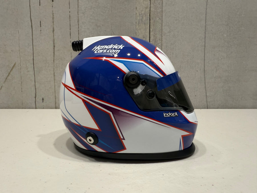 Kyle Larson 2025 Hendrickcars.com Mini Replica Helmet 1:2 Scale