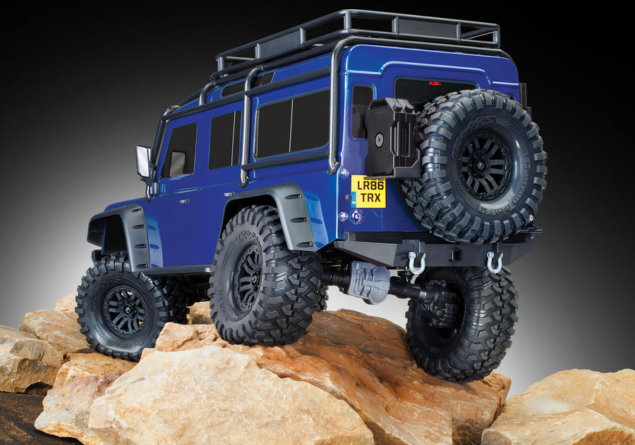 TRAXXAS TRX-4 LAND ROVER DEFENDER SCALE AND TRAIL CRAWLER BLUE - 1:10 SCALE