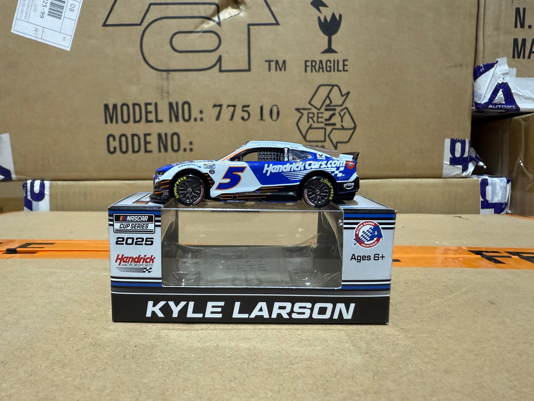 KYLE LARSON 2025 HENDRICKCARS.COM H1100 1:64 SCALE ARC DIECAST