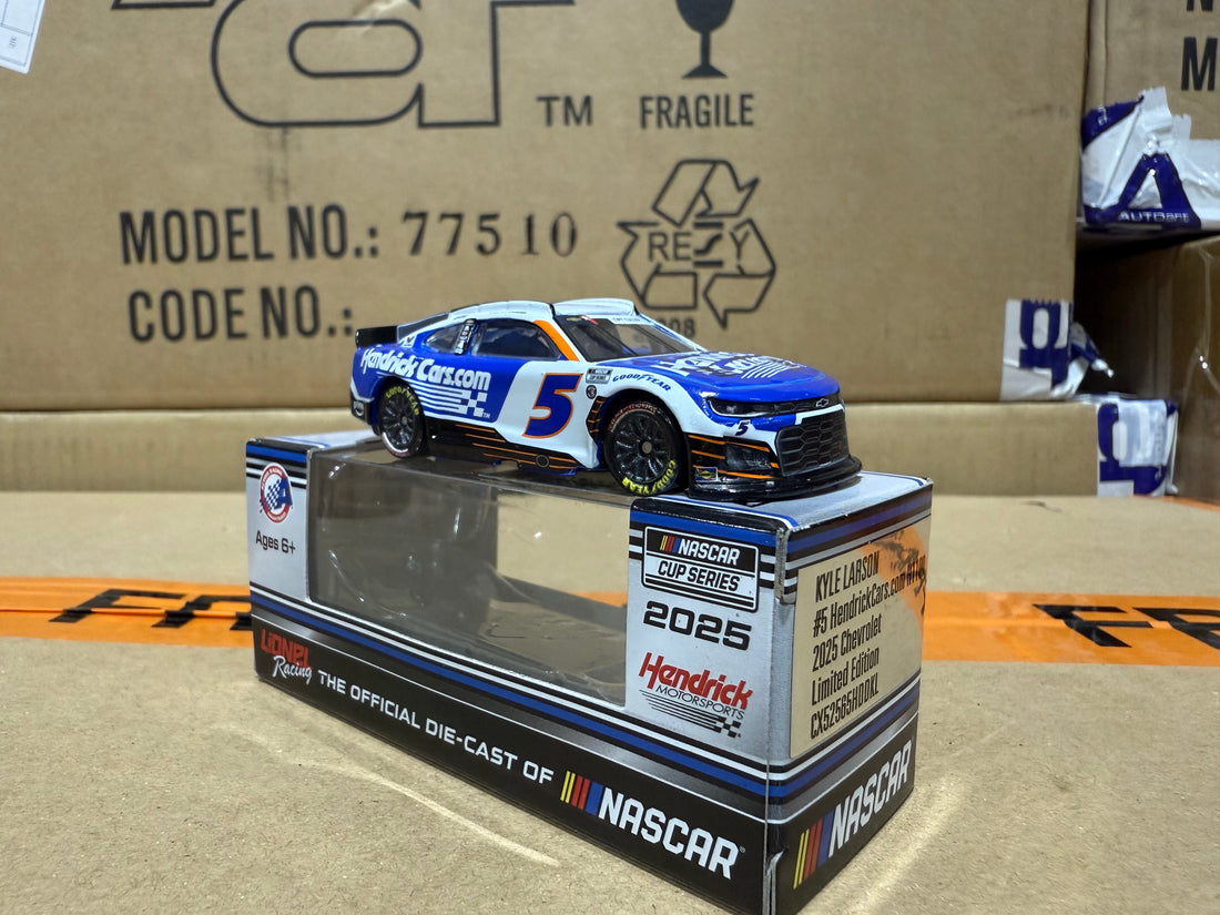 KYLE LARSON 2025 HENDRICKCARS.COM H1100 1:64 SCALE ARC DIECAST