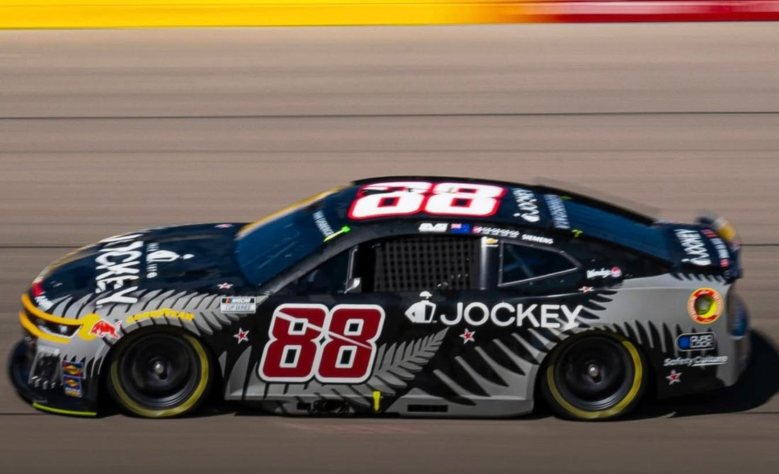 *PRE-OREDR* SHANE VAN GISBERGEN 2025 JOCKEY NEW ZEALAND 1:24 SCALE ARC DIECAST