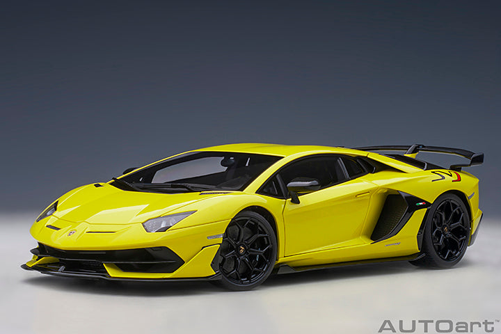 LAMBORGHINI AVENTADOR SVJ (GIALLO TENERIFE/PEARL YELLOW) 1:18 SCALE MODEL - AUTOART