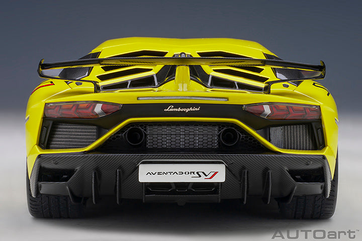 LAMBORGHINI AVENTADOR SVJ (GIALLO TENERIFE/PEARL YELLOW) 1:18 SCALE MODEL - AUTOART