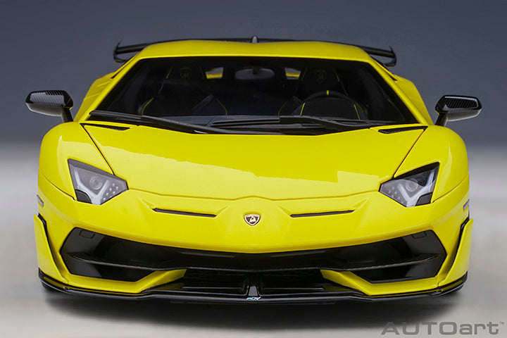 LAMBORGHINI AVENTADOR SVJ (GIALLO TENERIFE/PEARL YELLOW) 1:18 SCALE MODEL - AUTOART