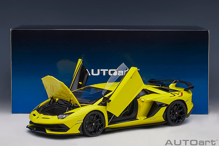 LAMBORGHINI AVENTADOR SVJ (GIALLO TENERIFE/PEARL YELLOW) 1:18 SCALE MODEL - AUTOART