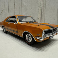 Holden HT Monaro GTS 350 Daytona Bronze - 1:18 Scale Diecast Model - CLASSIC CARLECTABLES