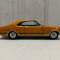 Holden HT Monaro GTS 350 Daytona Bronze - 1:18 Scale Diecast Model - CLASSIC CARLECTABLES