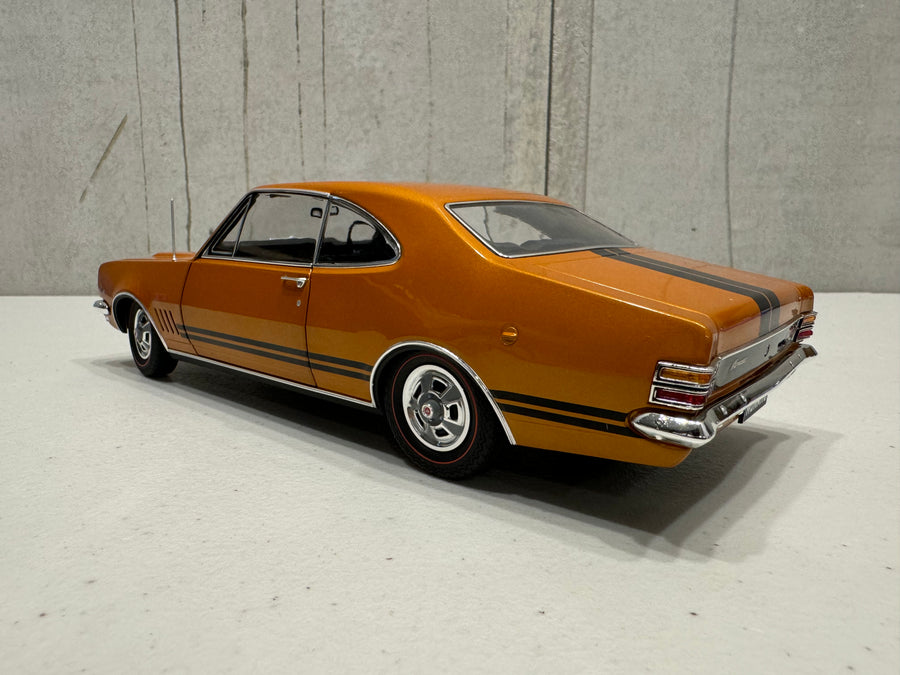 Holden HT Monaro GTS 350 Daytona Bronze - 1:18 Scale Diecast Model - CLASSIC CARLECTABLES