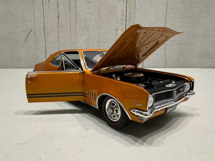 Holden HT Monaro GTS 350 Daytona Bronze - 1:18 Scale Diecast Model - CLASSIC CARLECTABLES