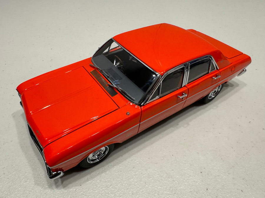 FORD XT GT FALCON – BRAMBLES RED - 1:18 DIECAST MODEL