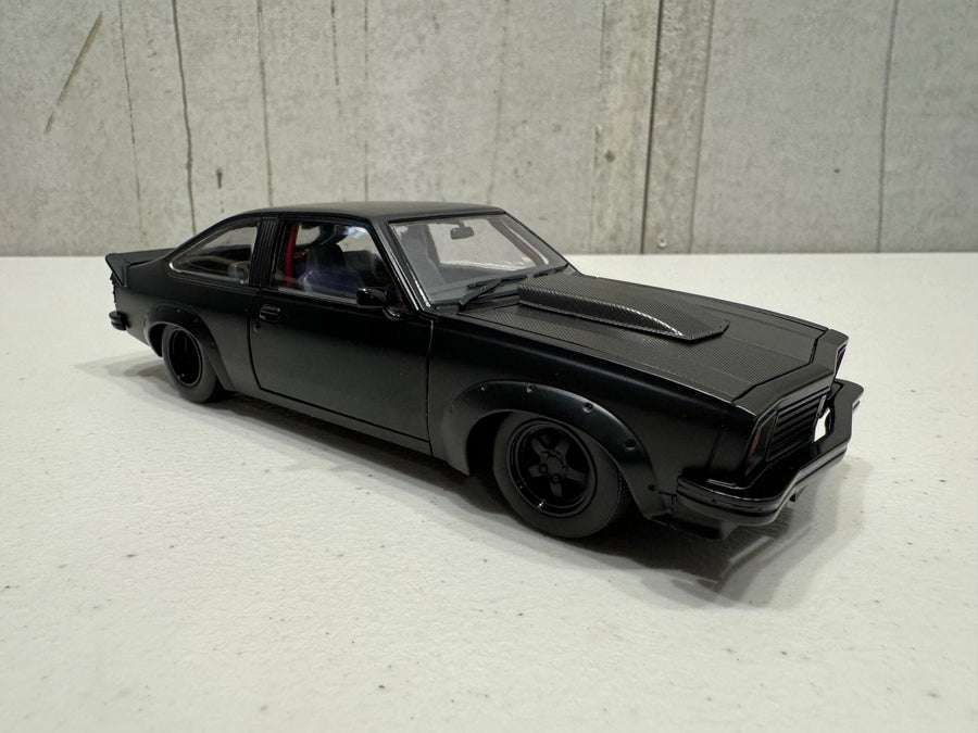 A9X CUSTOM TORANA - INFERNO SERIES - 1:24 SCALE DIECAST MODEL - DDA