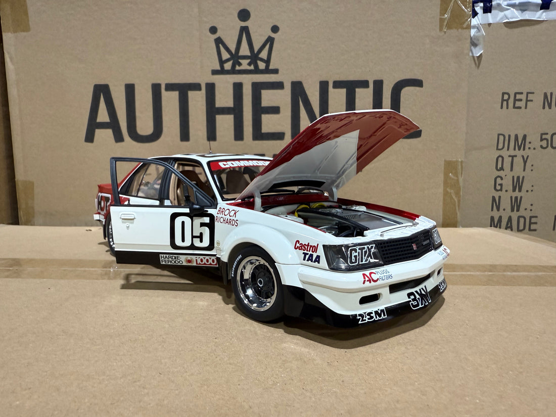 1980 Bathurst Winner Peter Brock/Richards - Holden VC Commodore - 1:18 Scale Diecast Model