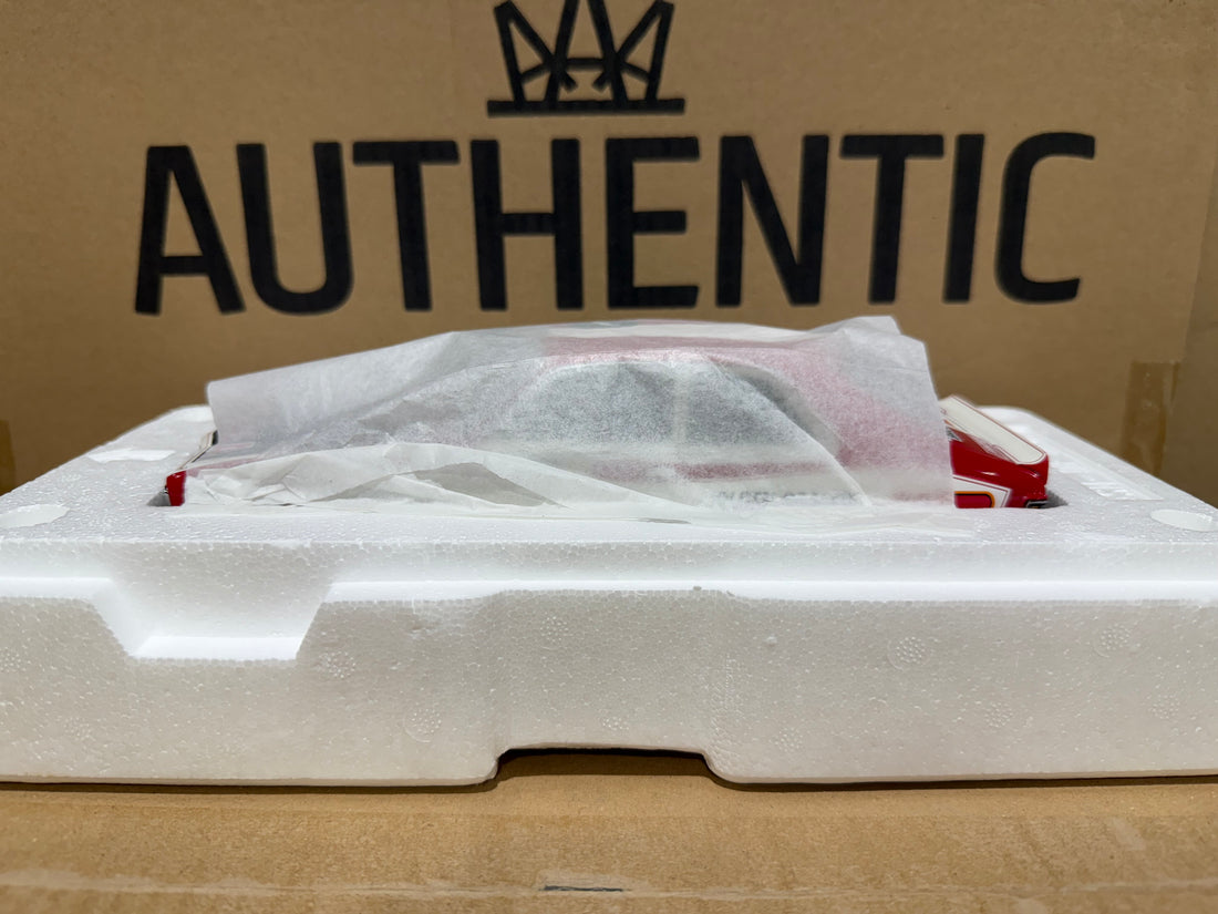 1973 Bathurst Peter Brock - Holden LJ Torana GTR XU-1 - 1:18 Scale Diecast Model