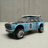 Datsun KAIDO 510 Wagon 4x4 Winter Holiday Edition - 1:64 Scale Diecast Model Car - Mini GT