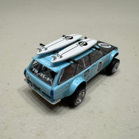 Datsun KAIDO 510 Wagon 4x4 Winter Holiday Edition - 1:64 Scale Diecast Model Car - Mini GT