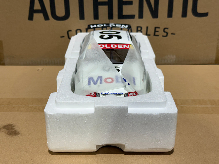 Brock/Skaife - 1997 Bathurst Pole Position - Holden VS Commodore - 1:18 Scale Diecast Model