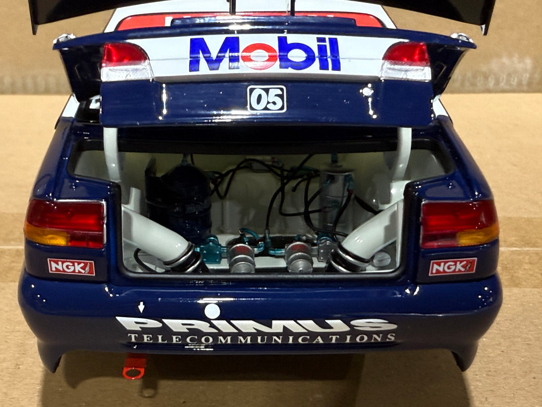 Brock/Skaife - 1997 Bathurst Pole Position - Holden VS Commodore - 1:18 Scale Diecast Model