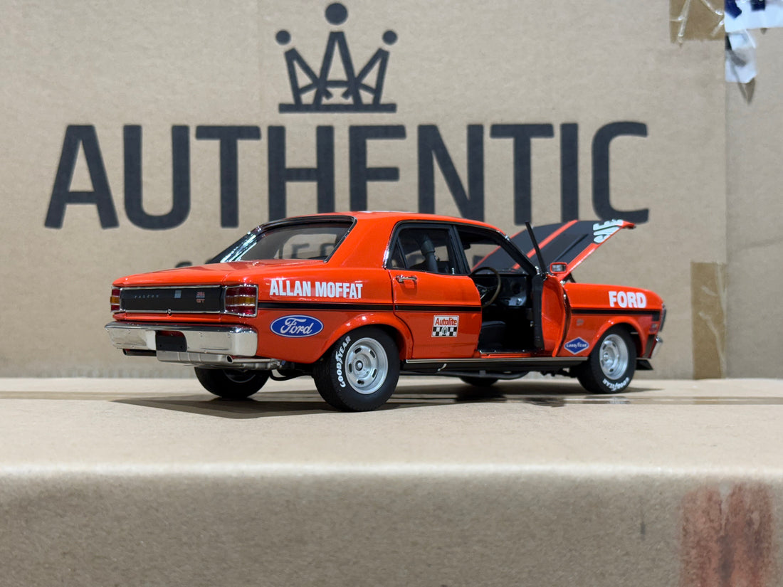ALLAN MOFFAT - 1970 BATHURST WINNER - ALLAN MOFFAT FORD XW FALCON - 1:18 SCALE DIECAST MODEL