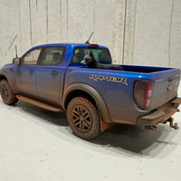 Ford Ranger Raptor - Velocity Blue - Dirty Version With Dog - 1:18 Scale Resin Model - AUTHENTIC COLLECTABLES