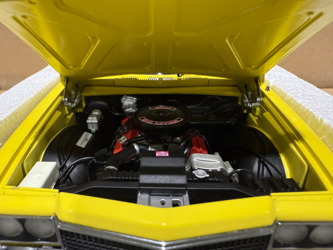 HOLDEN HZ SANDMAN UTILITY - JASMINE YELLOW - 1:18 SCALE DIECAST MODEL - BIANTE/AUTOART