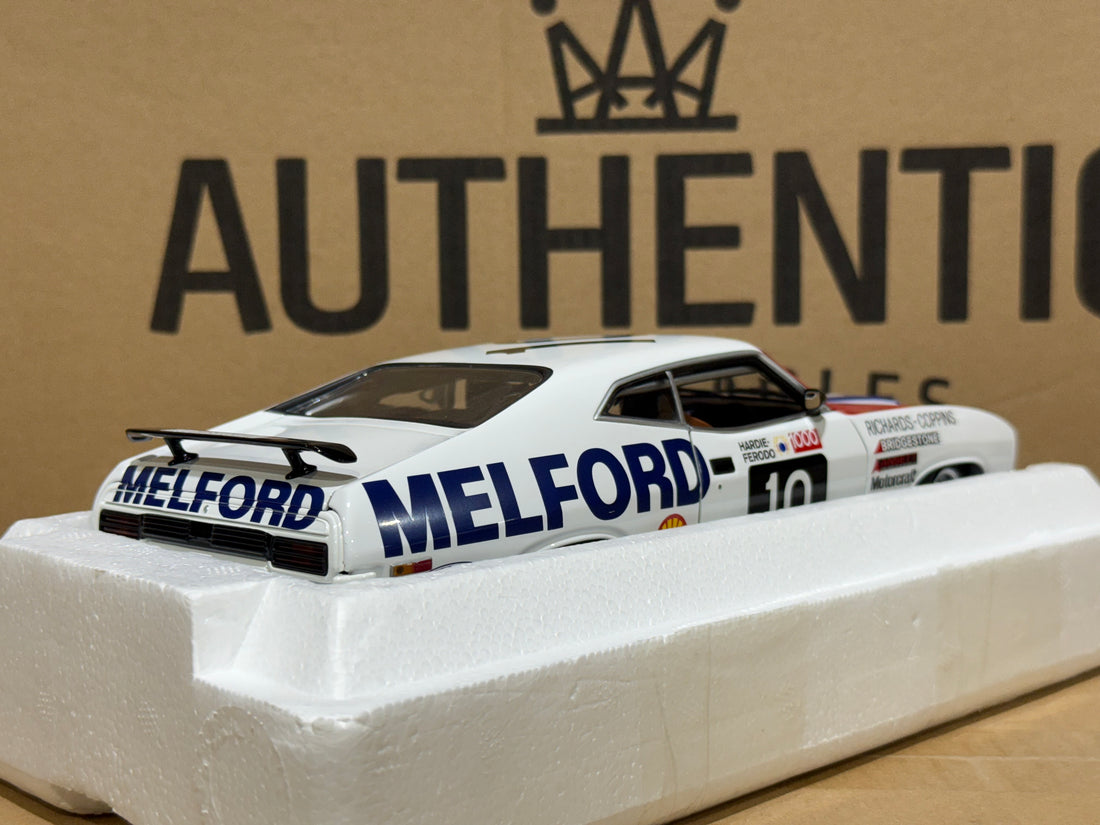 XB FALCON 1977 BATHURST 1000 - JIM RICHARDS/RON COPPINS - 1:18 SCALE DIECAST MODEL - AUTOart