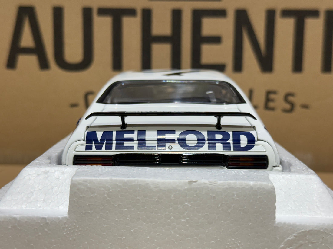 XB FALCON 1977 BATHURST 1000 - JIM RICHARDS/RON COPPINS - 1:18 SCALE DIECAST MODEL - AUTOart