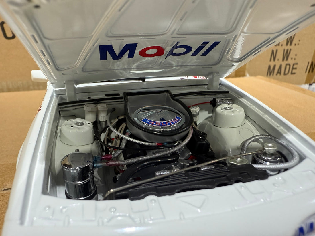 1987 Bathurst Winner Peter Brock - #10 Holden VL Commodore - 1:18 Scale Diecast Model - BIANTE