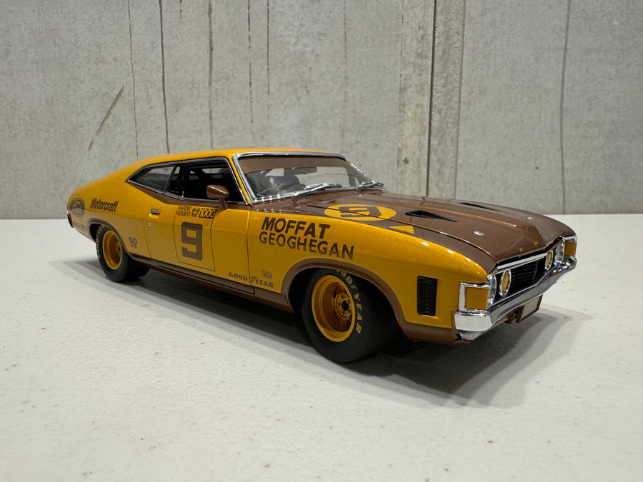 Ford XA Falcon GT 1973 Bathurst Winner 50th Anniversary GOLD livery - 1:18 Diecast Model