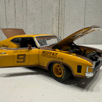 Ford XA Falcon GT 1973 Bathurst Winner 50th Anniversary GOLD livery - 1:18 Diecast Model