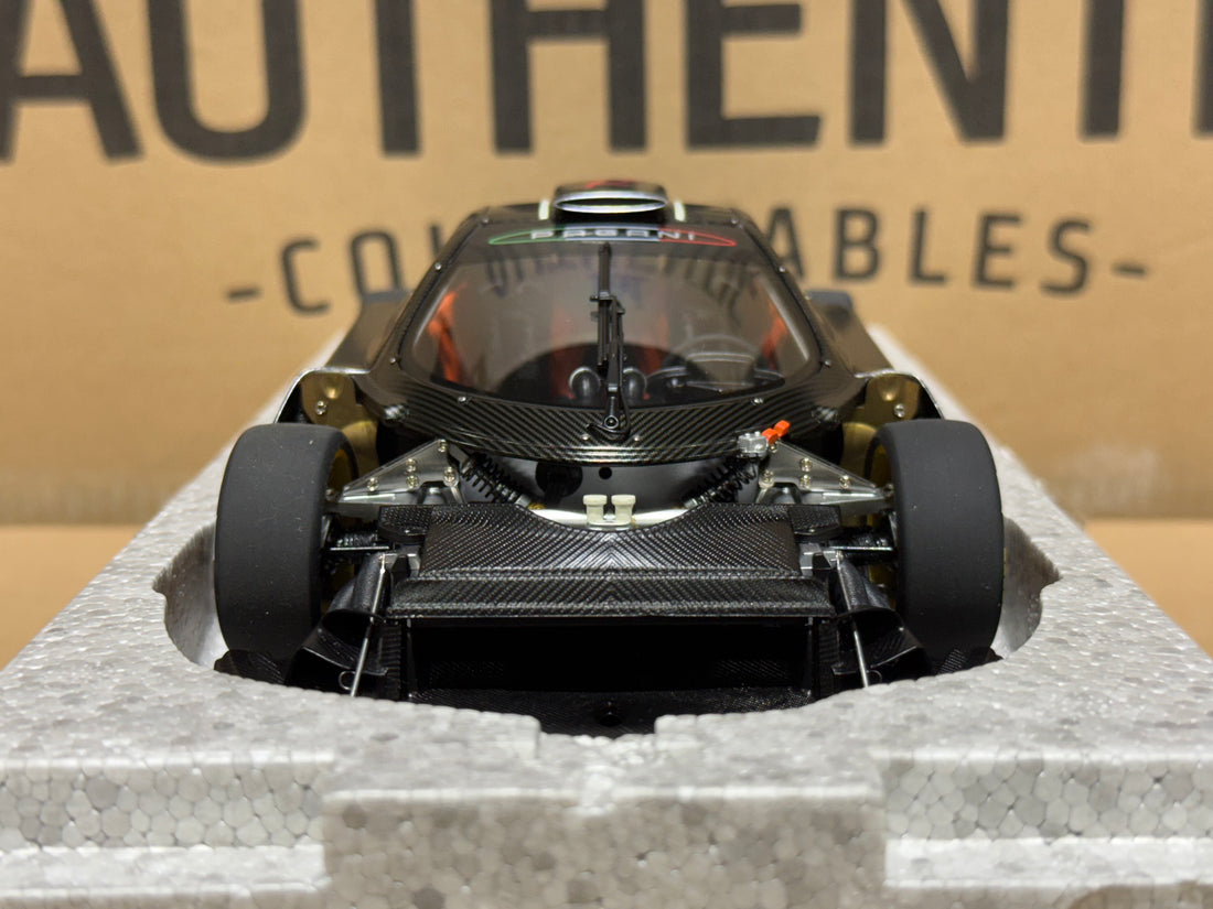 PAGANI ZONDA R - REVOLUCION - CARBON FIBRE - 1:18 SCALE DIECAST MODEL - AUTOart