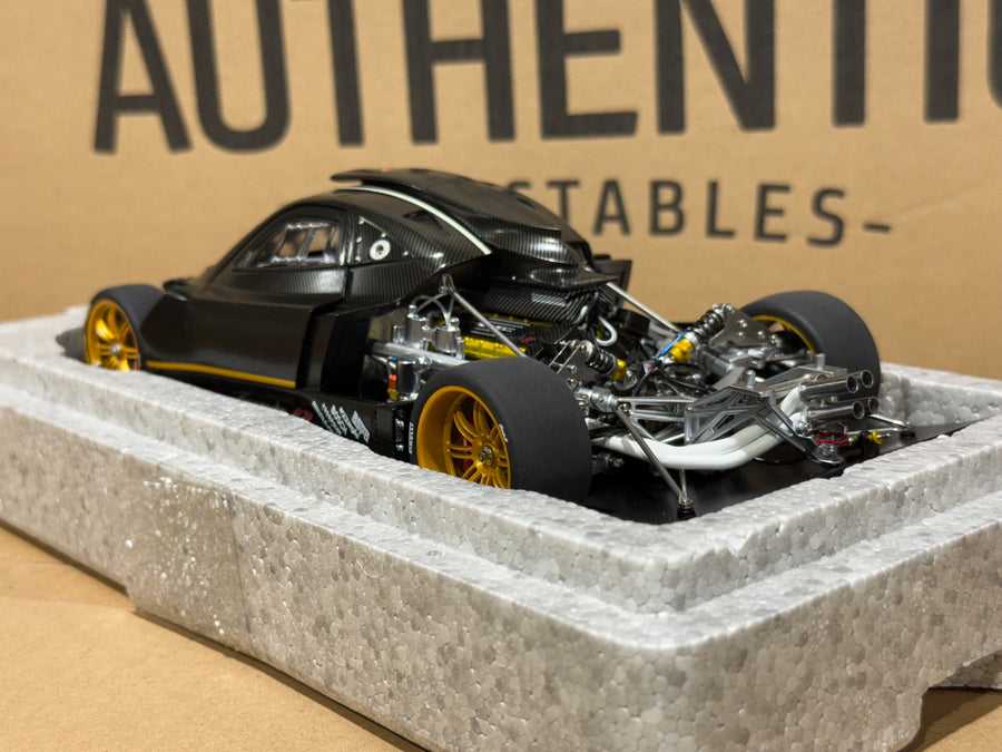 PAGANI ZONDA R - REVOLUCION - CARBON FIBRE - 1:18 SCALE DIECAST MODEL - AUTOart