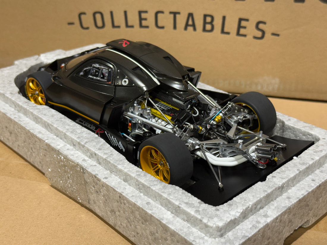 PAGANI ZONDA R - REVOLUCION - CARBON FIBRE - 1:18 SCALE DIECAST MODEL - AUTOart