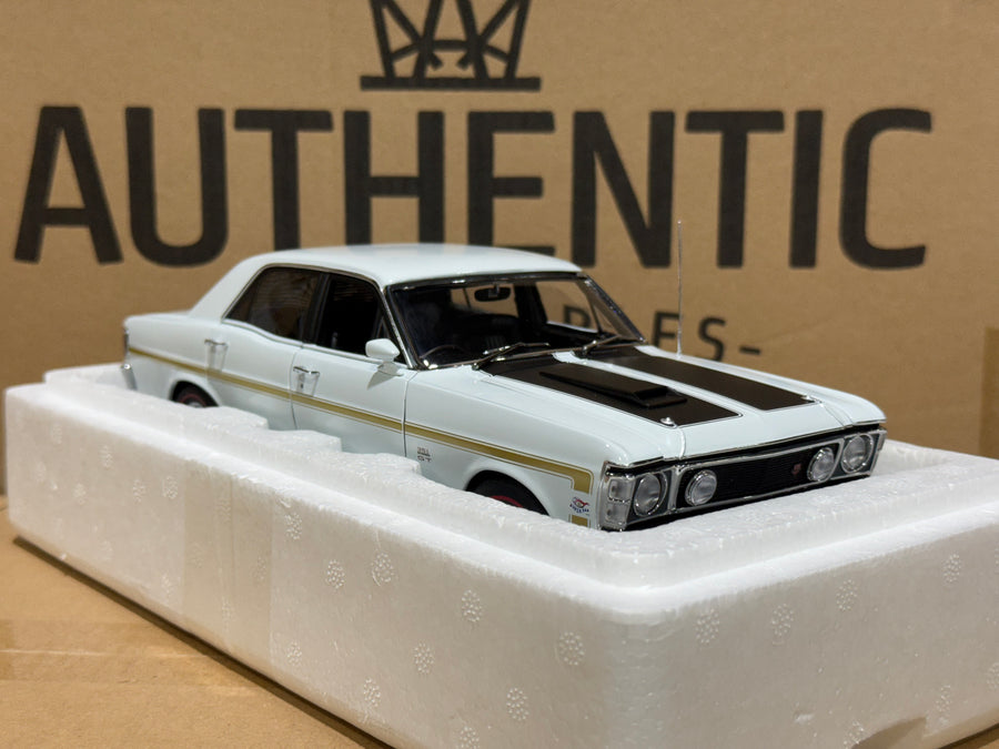 FORD XW FALCON GT-HO - DIAMOND WHITE - 1:18 SCALE DIECAST MODEL - AUTOart