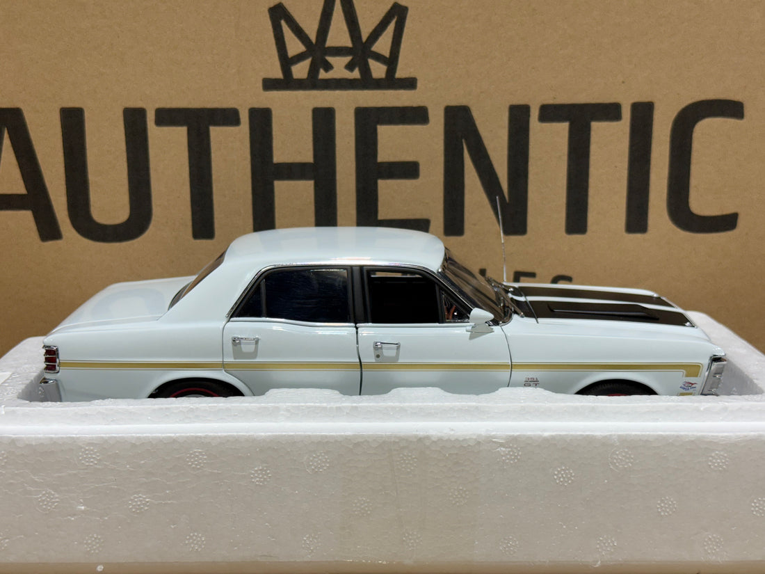 FORD XW FALCON GT-HO - DIAMOND WHITE - 1:18 SCALE DIECAST MODEL - AUTOart