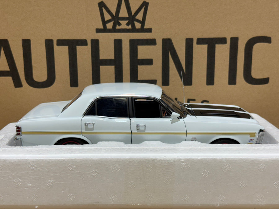 FORD XW FALCON GT-HO - DIAMOND WHITE - 1:18 SCALE DIECAST MODEL - AUTOart