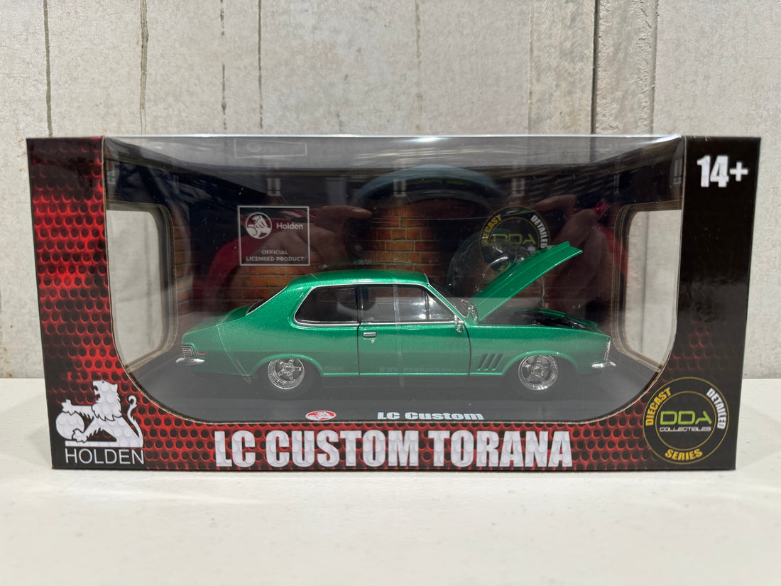 INDY GREEN LC 308 TORANA - 1:24 SCALE DIECAST MODEL - DDA