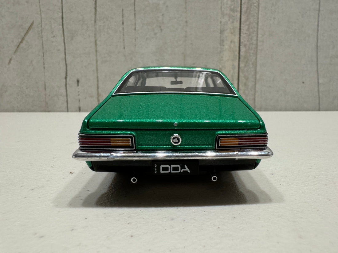 INDY GREEN LC 308 TORANA - 1:24 SCALE DIECAST MODEL - DDA